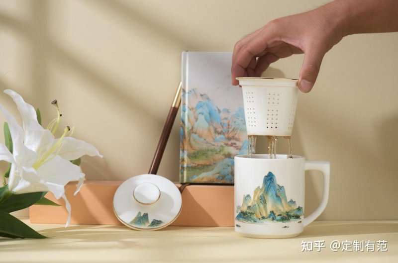 打造个性化旅游回忆：纪念品的成本解析与选购策略